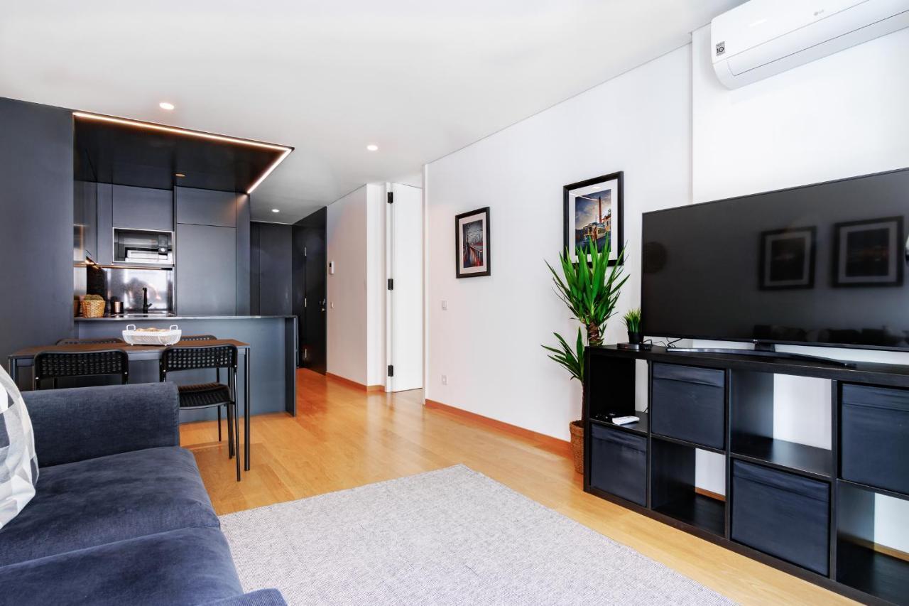 New Camoes Deluxe Apartment With Ac And Free Parking OOporto Extérieur photo